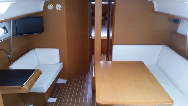 Sun Odyssey 439 - Boatscribe.com