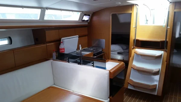 Sun Odyssey 439 - Boatscribe.com