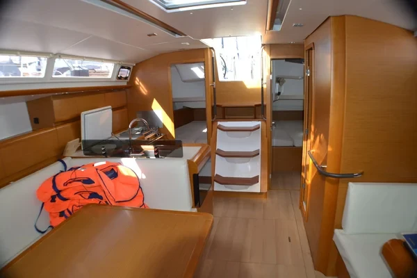 Sun Odyssey 439 - Boatscribe.com