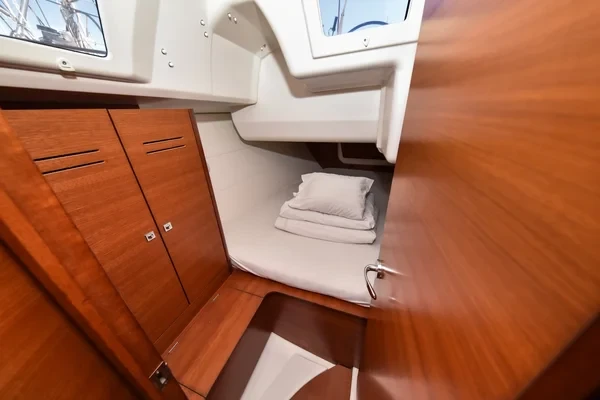 Dufour 350 GL - Boatscribe.com