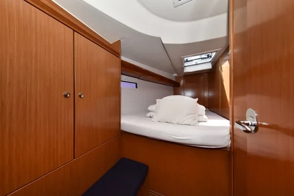 Bavaria 45 Cruiser - Boatscribe.com