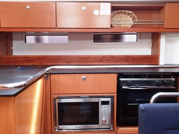 Bavaria 45 Cruiser - Boatscribe.com