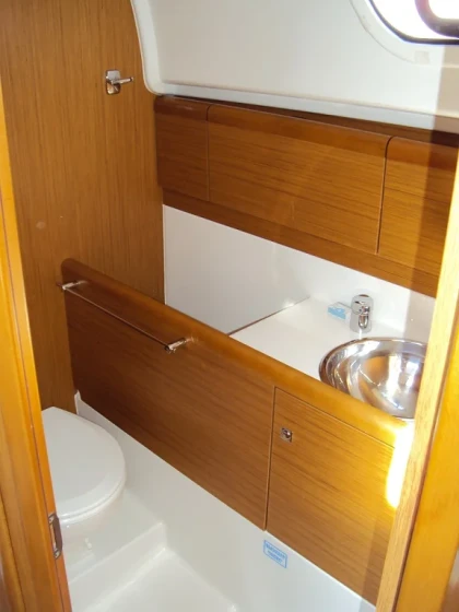 Sun Odyssey 30i - Boatscribe.com