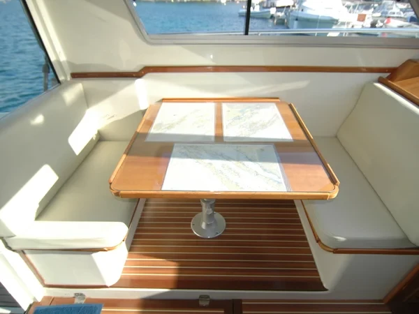 Adria 1002 - Boatscribe.com