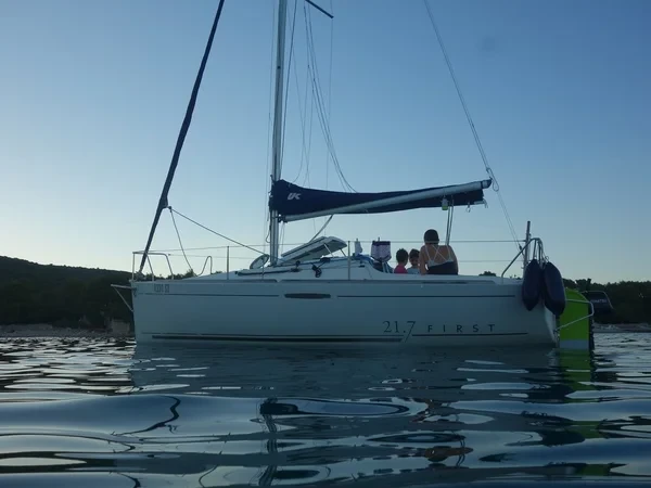 Beneteau First 21.7 - Boatscribe.com