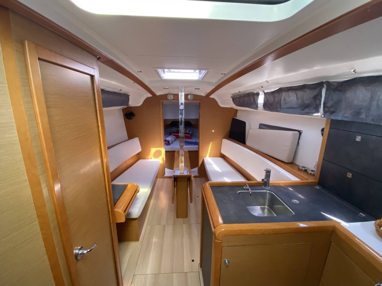 Sun Odyssey 349 - Boatscribe.com