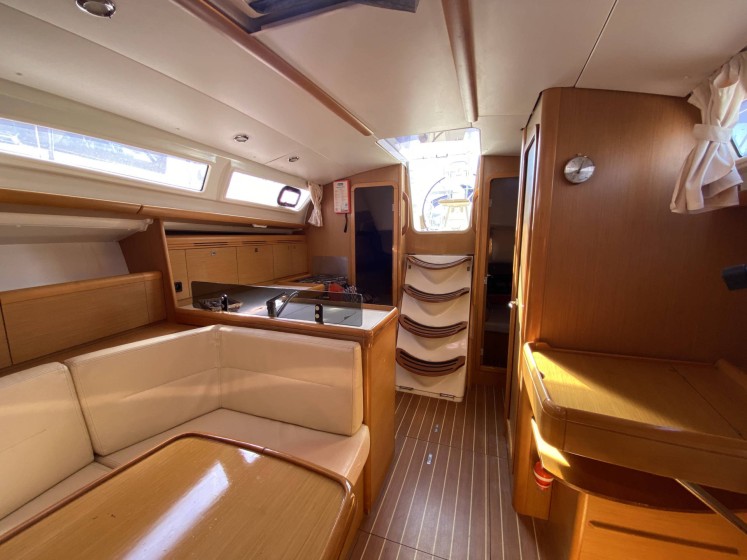 Sun Odyssey 36i - Boatscribe.com