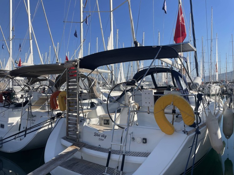 Sun Odyssey 36i - Boatscribe.com