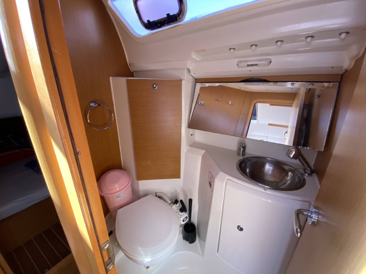 Sun Odyssey 36i - Boatscribe.com