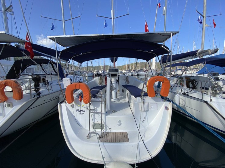 Oceanis 343 - Boatscribe.com