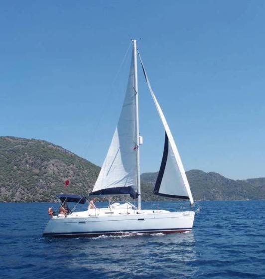 Oceanis 343 - Boatscribe.com