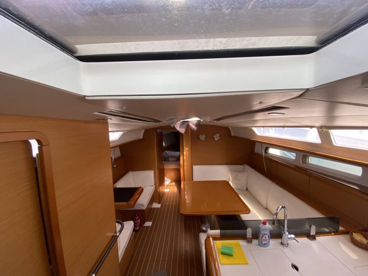 Sun Odyssey 409 - Boatscribe.com