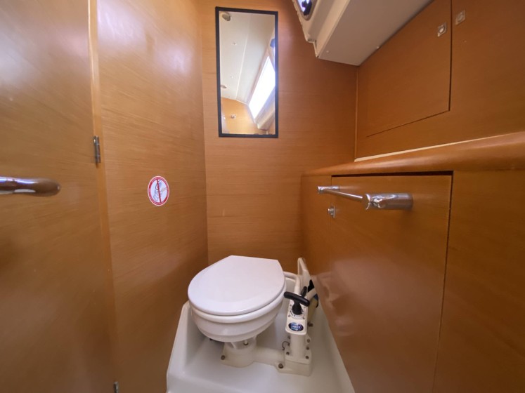 Sun Odyssey 409 - Boatscribe.com