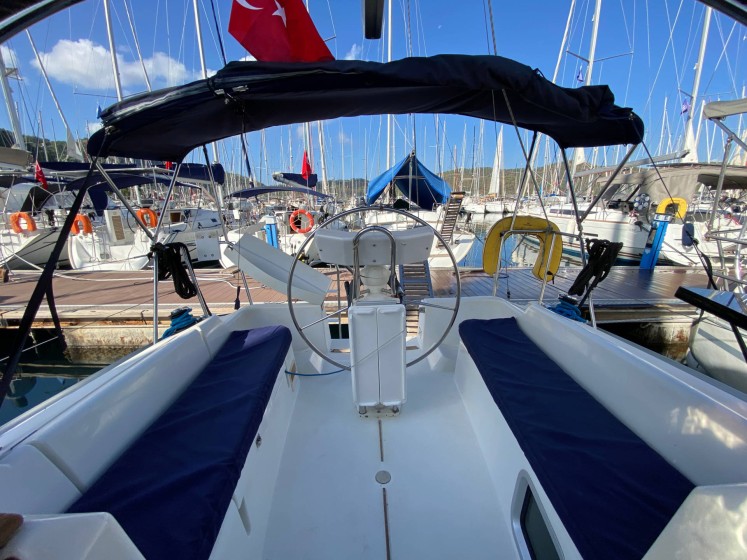 Sun Odyssey 32i - Boatscribe.com