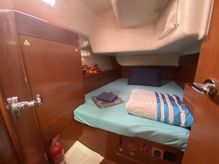 Oceanis 43 - Boatscribe.com
