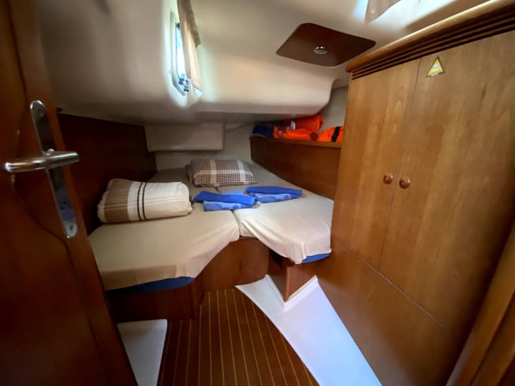 Cyclades 39.3 - Boatscribe.com