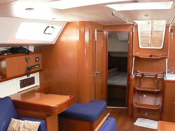 Oceanis 54 - Boatscribe.com
