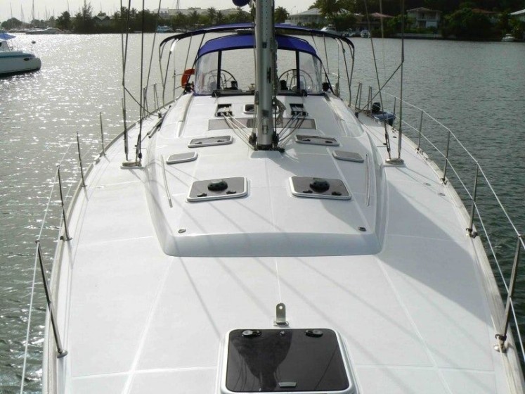 Oceanis 54 - Boatscribe.com
