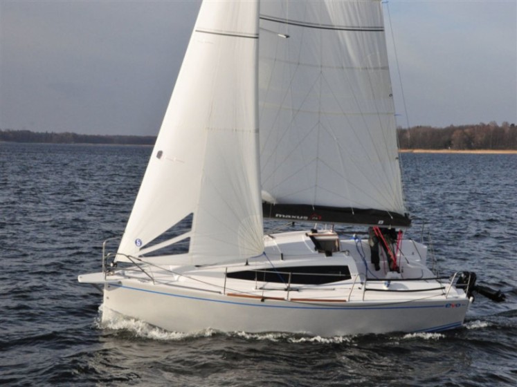 Maxus evo 24 Prestige - Boatscribe.com