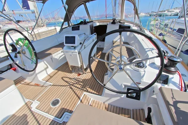 Sun Odyssey 449 - Boatscribe.com