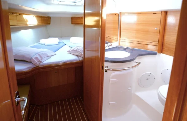 Bavaria 38 Cruiser - Boatscribe.com