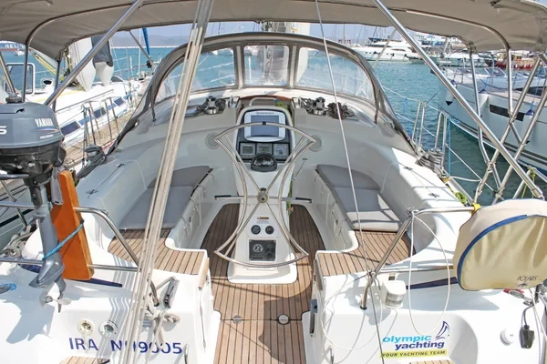Bavaria 39 Cruiser - Boatscribe.com