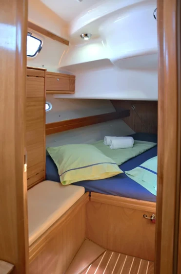 Bavaria 39 Cruiser - Boatscribe.com
