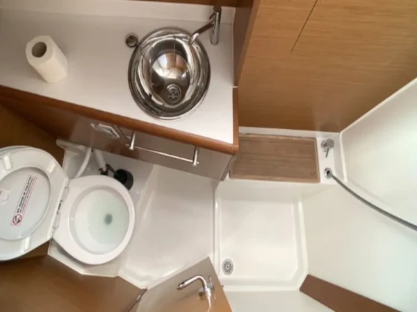 Sun Odyssey 419 - Boatscribe.com