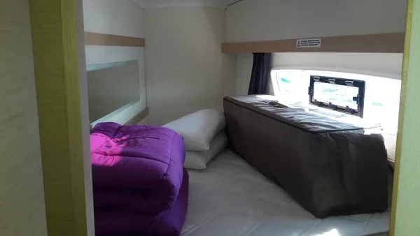 Lucia 40 - Boatscribe.com