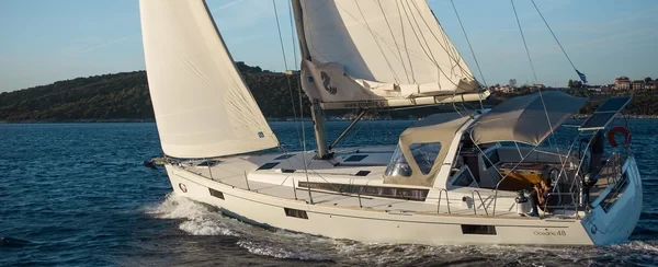 Oceanis 48 - Boatscribe.com