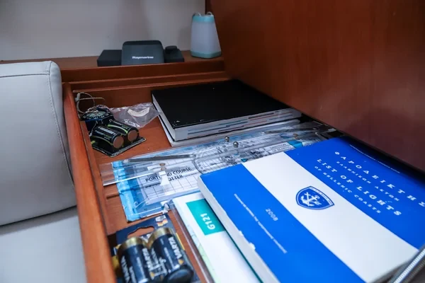 Oceanis 43 - Boatscribe.com