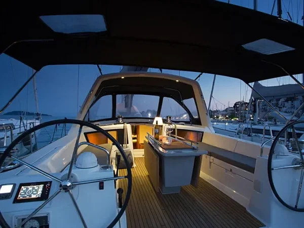 Oceanis 48 - Boatscribe.com