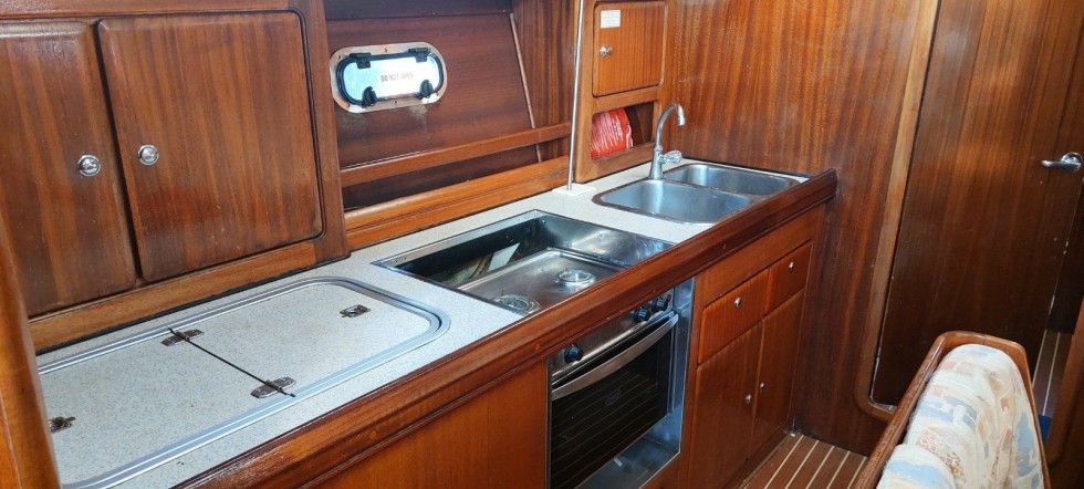 Bavaria 40 Cruiser - Boatscribe.com