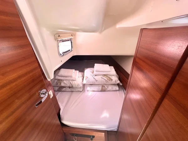 Salona 35 - Boatscribe.com