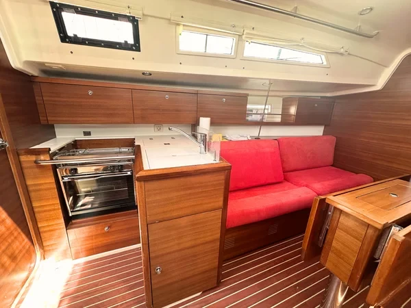 Salona 35 - Boatscribe.com