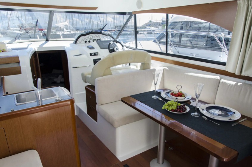 Antares 36 - Boatscribe.com