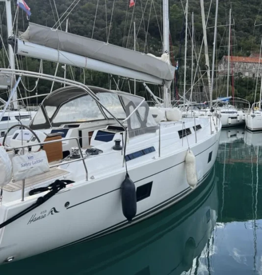 Hanse 458 - Boatscribe.com