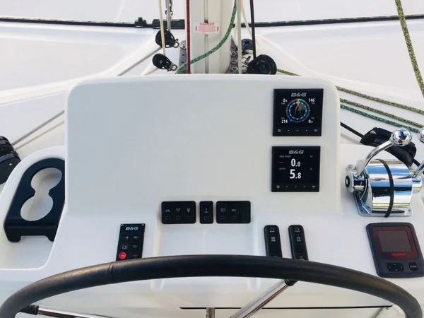 Lagoon 50 - Boatscribe.com