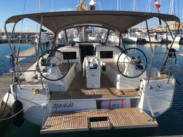 Sun Odyssey 410 - Boatscribe.com