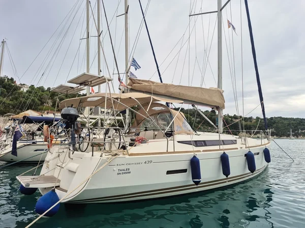 Sun Odyssey 439 - Boatscribe.com