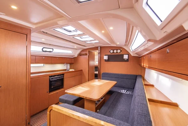 Bavaria 41 Cruiser - Boatscribe.com