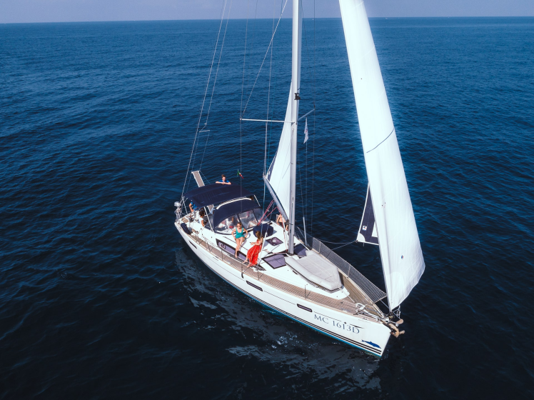 Sun Odyssey 42 - Boatscribe.com