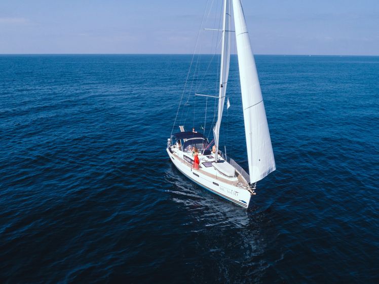 Sun Odyssey 42 - Boatscribe.com