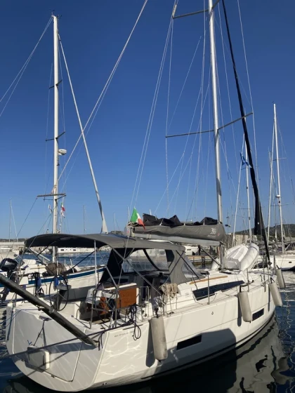 Dufour 390 Grand Large - Boatscribe.com