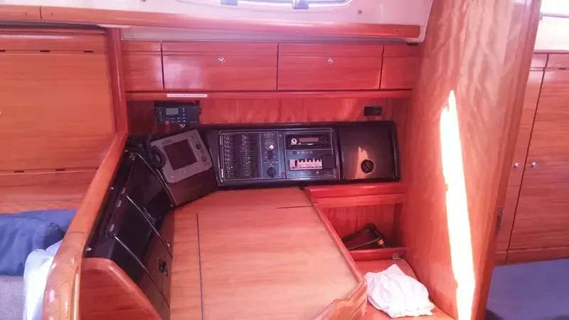 Elan 384 Impression - Boatscribe.com
