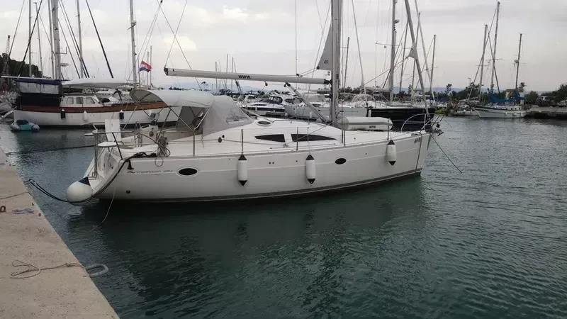 Elan 384 Impression - Boatscribe.com