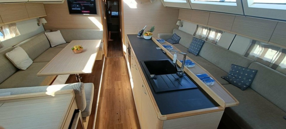 D&D Kufner 54 - Boatscribe.com