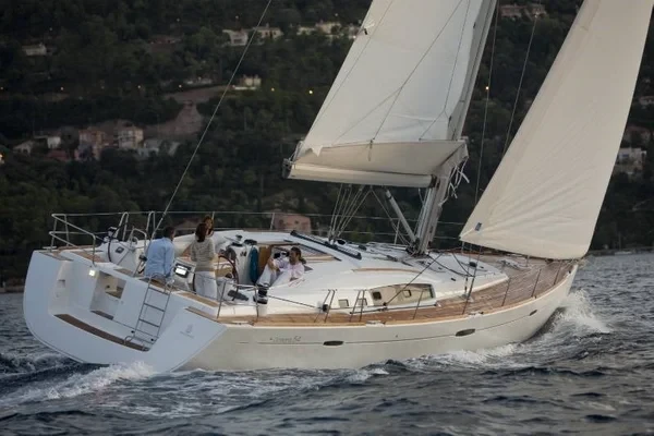 Oceanis 54 - Boatscribe.com