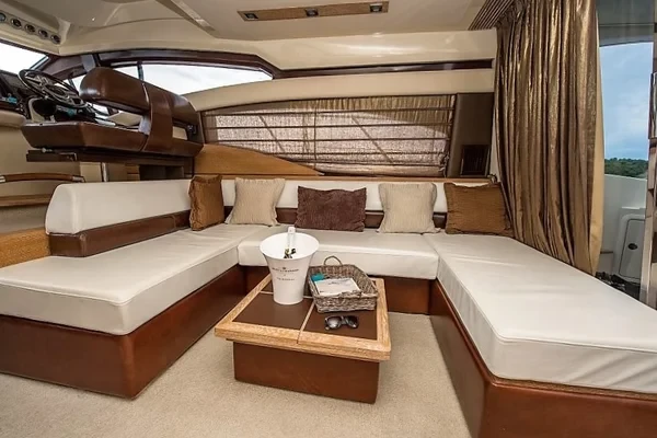 Azimut 47 Fly - Boatscribe.com