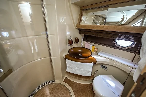 Azimut 47 Fly - Boatscribe.com